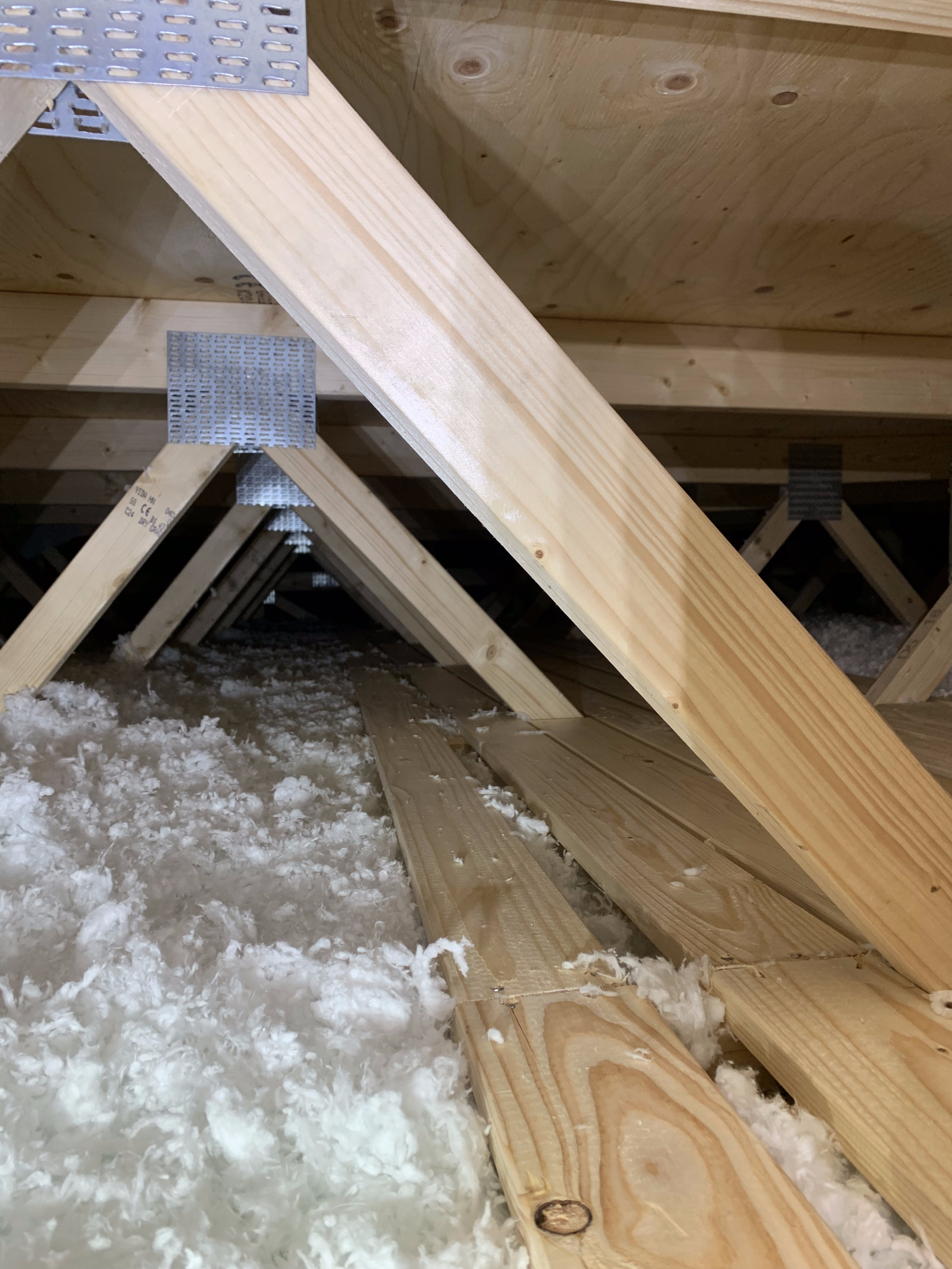 Loftisolering